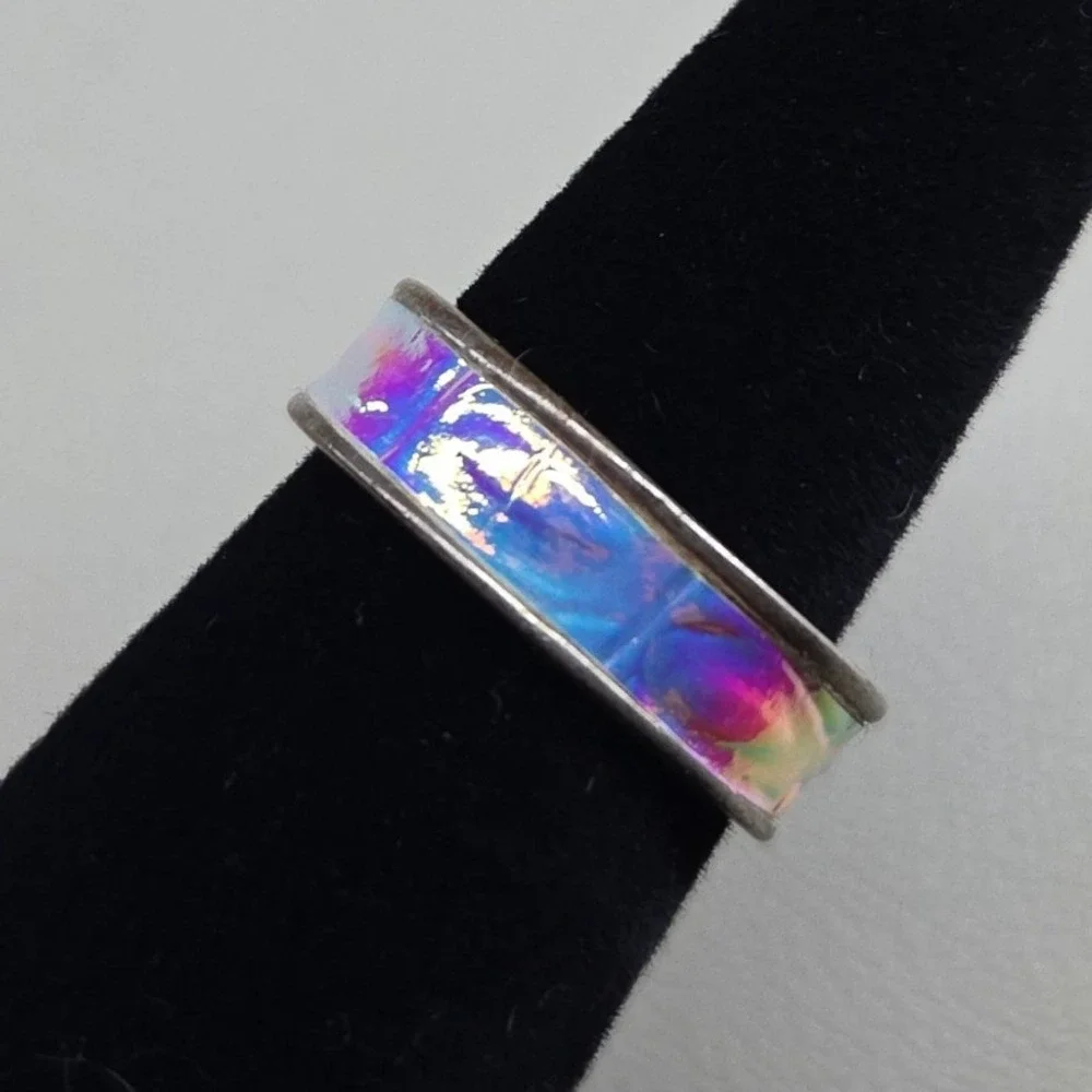 Iridescent‎ Holographic Fabric Inlay Band Ring Silver Tone Size 7 Oil Slick